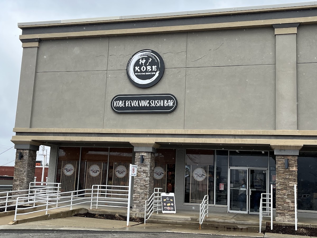 Kobe Revolving Sushi